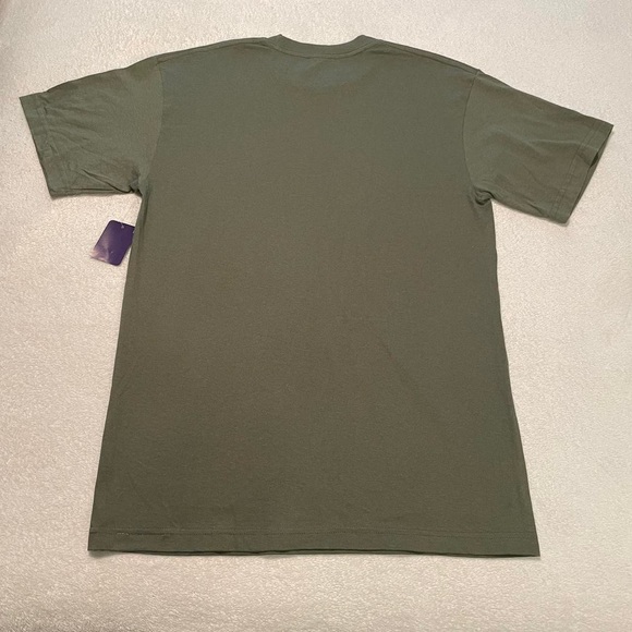 NWT Grumpy Snow White Disney Tee. Sz Large. - Picture 5 of 5